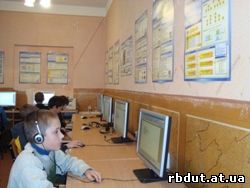 Діти та заняття ІНФОРМАТИКОЮ в м.РАХІВ