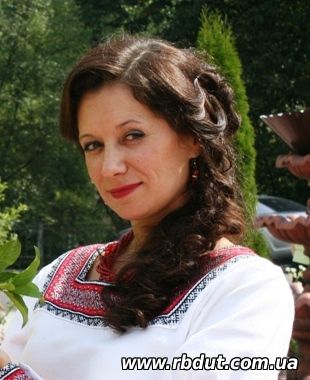 Фото керівника зразкового колективу "Юність" - ВОЛОЩУК ОЛЕСЯ ВОЛОДИМИРІВНА